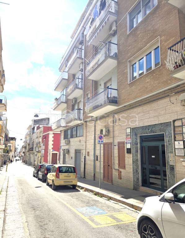 appartamento in vendita a Manfredonia in zona Centro Storico