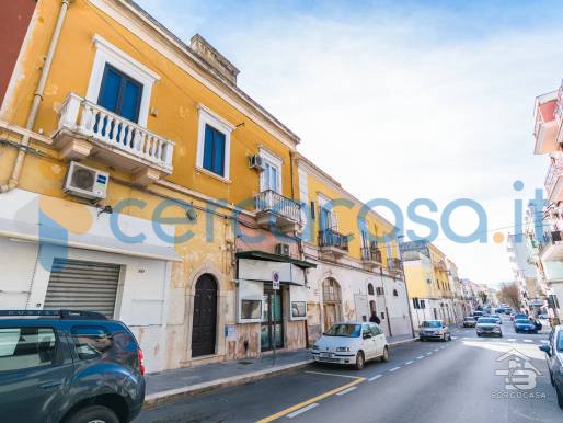 appartamento in vendita a Manfredonia in zona Centro Storico