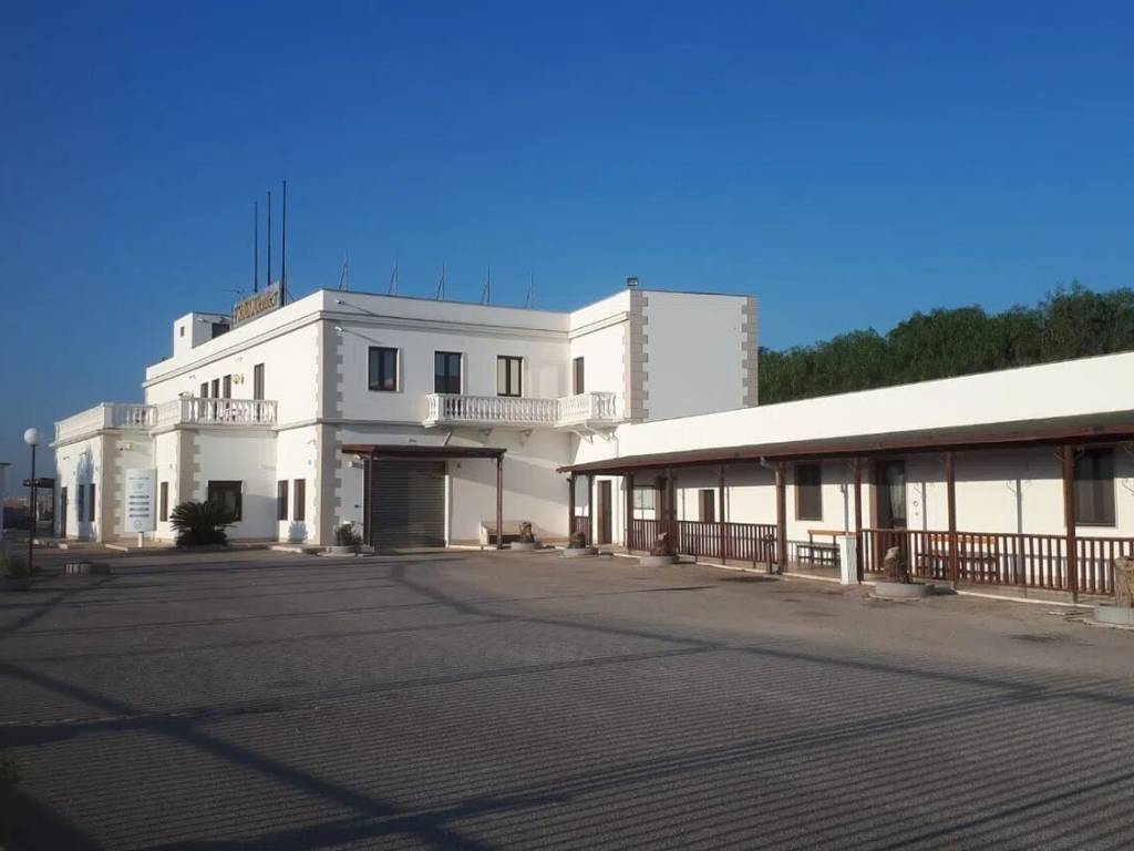 intera palazzina in vendita a Manfredonia