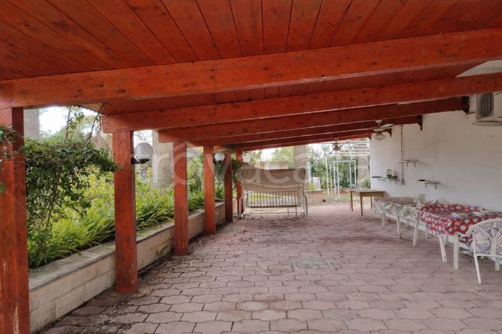 casa indipendente in vendita a Manfredonia in zona Ippocampo
