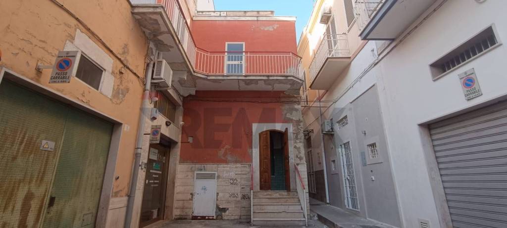 appartamento in vendita a Manfredonia in zona Centro Storico