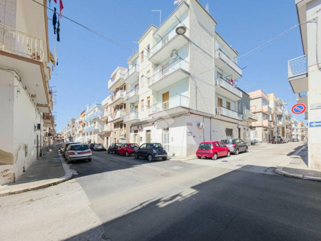 appartamento in vendita a Manfredonia in zona Centro Storico