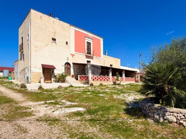 casale in vendita a Manfredonia