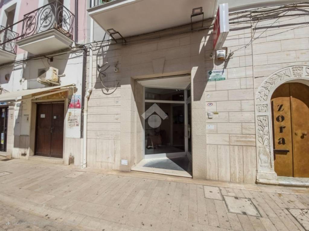 appartamento in vendita a Manfredonia in zona Centro Storico