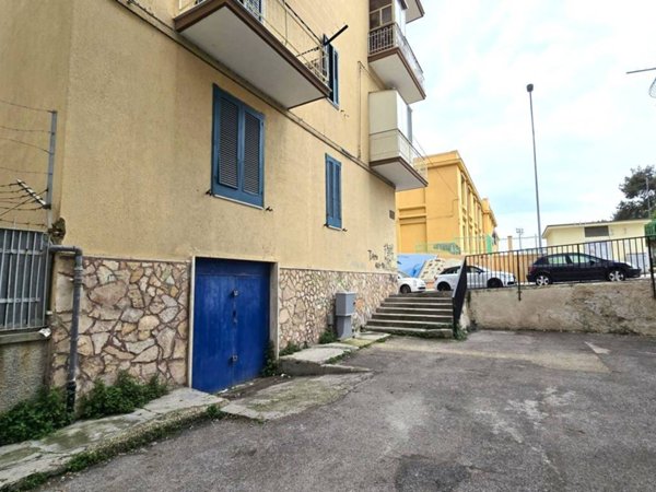 negozio in vendita a Manfredonia