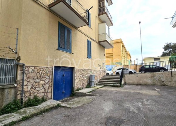 negozio in vendita a Manfredonia