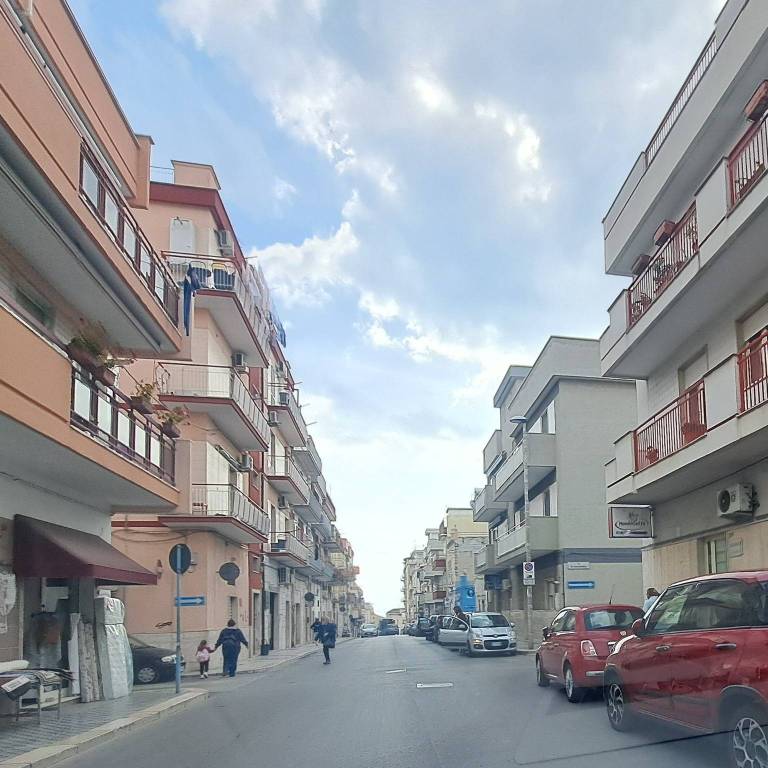 appartamento in vendita a Manfredonia in zona Centro Storico