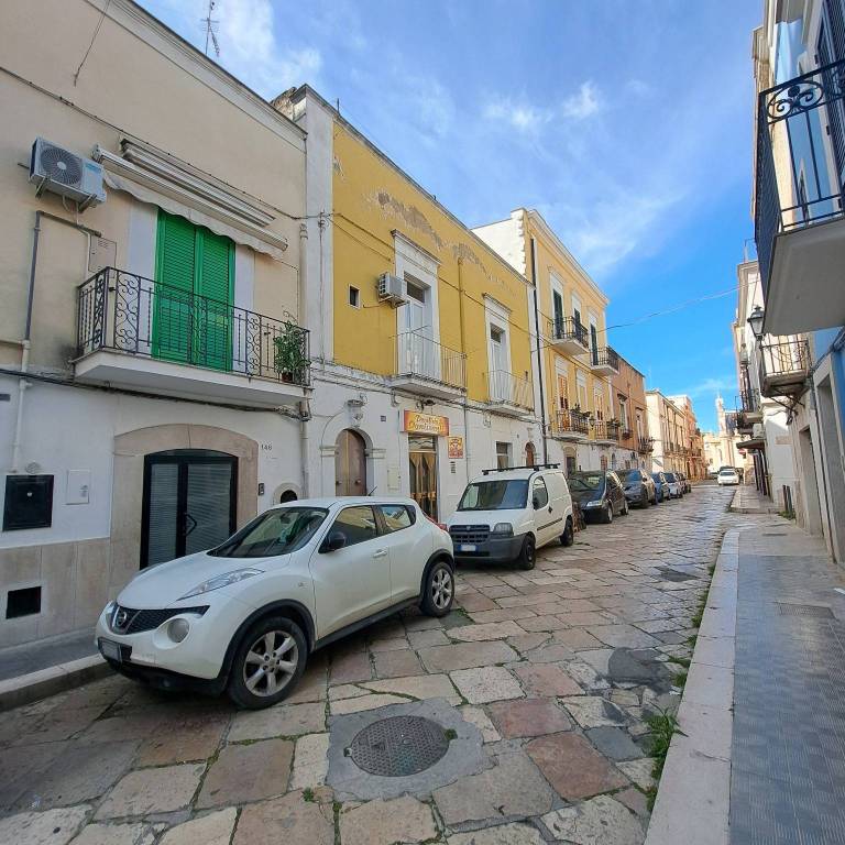 appartamento in vendita a Manfredonia in zona Centro Storico
