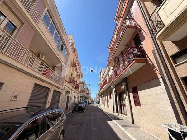 casa indipendente in vendita a Manfredonia in zona Centro Storico