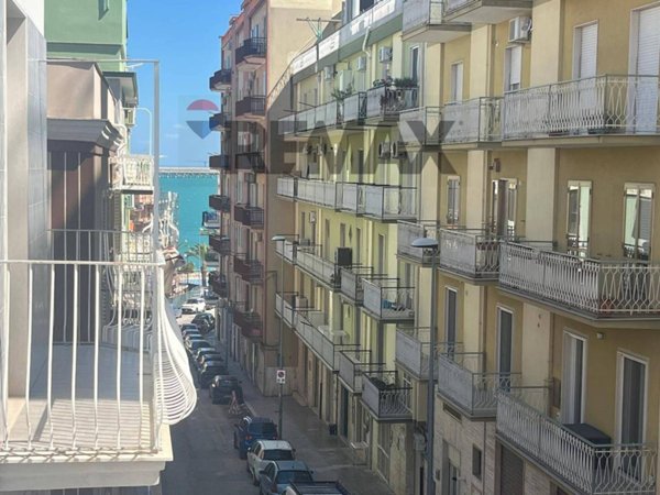appartamento in vendita a Manfredonia in zona Centro Storico
