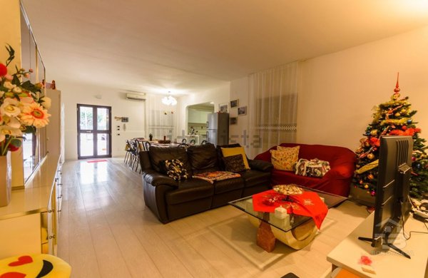 casa indipendente in vendita a Manfredonia
