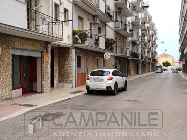 negozio in vendita a Manfredonia