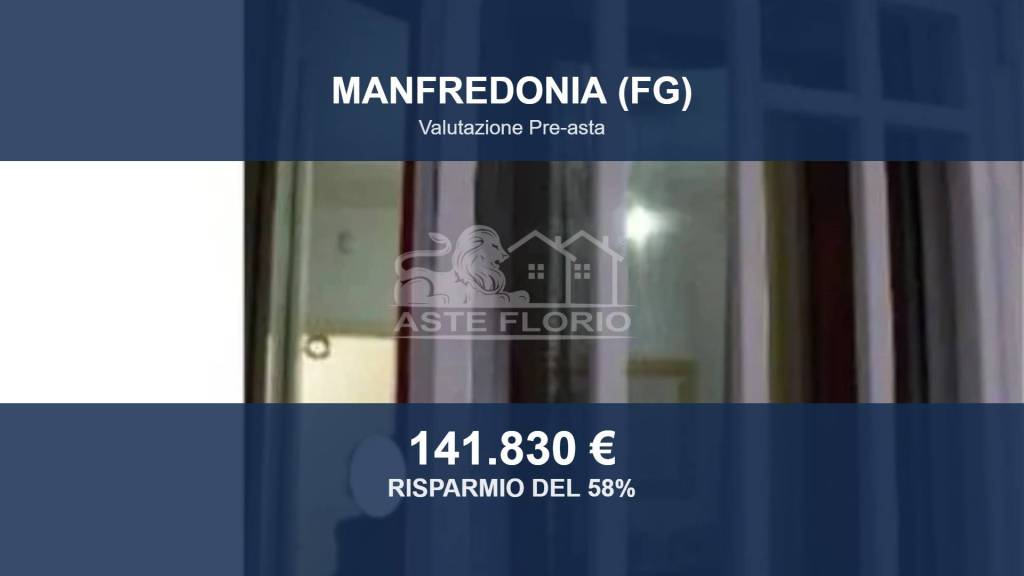 negozio in vendita a Manfredonia in zona Centro Storico