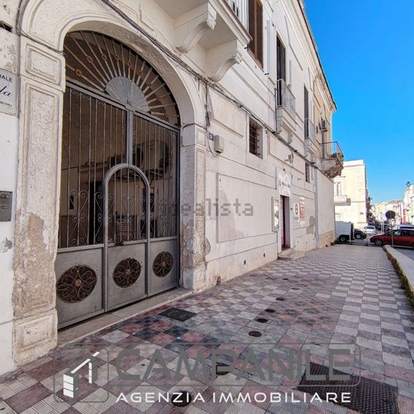 appartamento in vendita a Manfredonia in zona Centro Storico