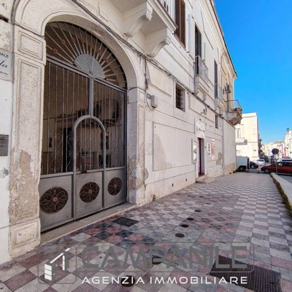 appartamento in vendita a Manfredonia in zona Centro Storico