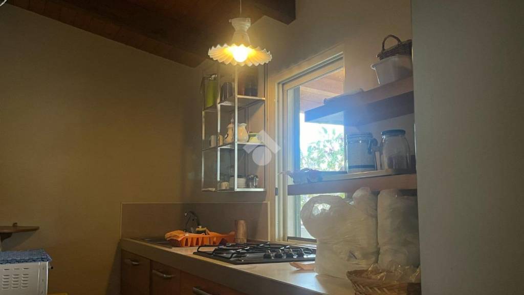casa indipendente in vendita a Manfredonia in zona Ippocampo