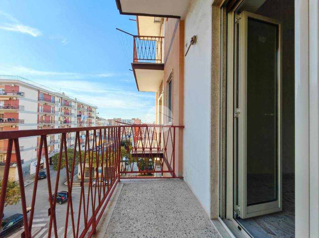 appartamento in vendita a Manfredonia in zona Centro Storico