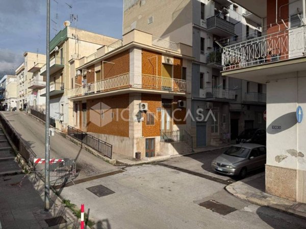 appartamento in vendita a Manfredonia in zona Centro Storico