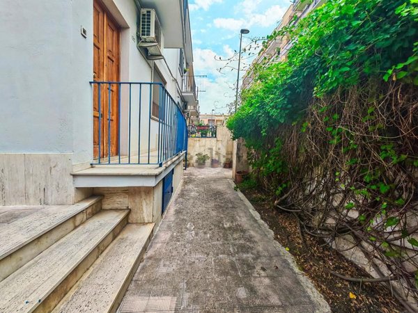 appartamento in vendita a Manfredonia in zona Centro Storico