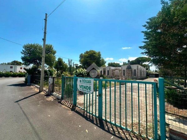 casa indipendente in vendita a Manfredonia in zona Ippocampo