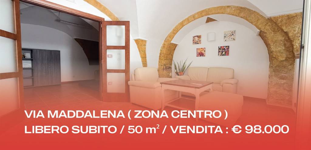 negozio in vendita a Manfredonia in zona Centro Storico