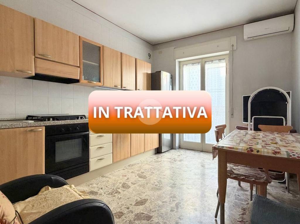 appartamento in vendita a Manfredonia in zona Centro Storico