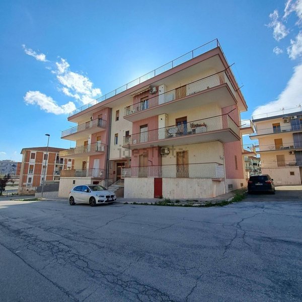 appartamento in vendita a Manfredonia in zona Pastini