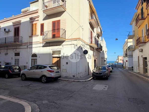 appartamento in vendita a Manfredonia in zona Centro Storico