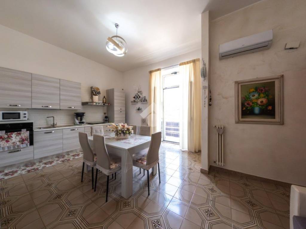 appartamento in vendita a Manfredonia in zona Centro Storico