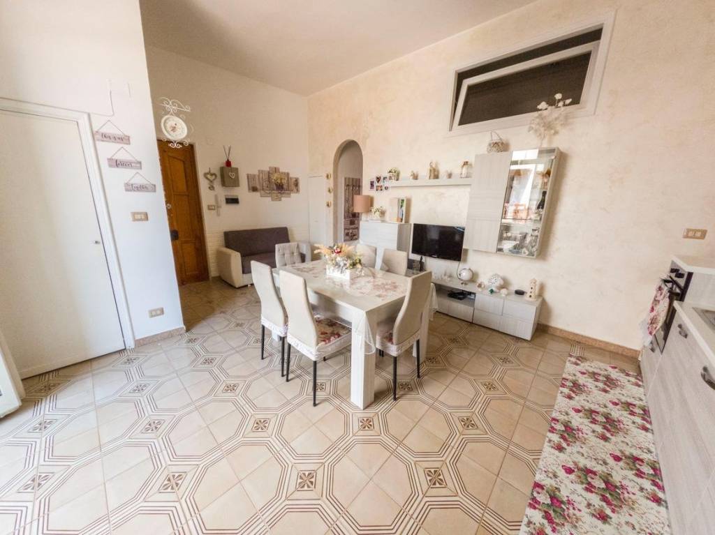 appartamento in vendita a Manfredonia in zona Centro Storico