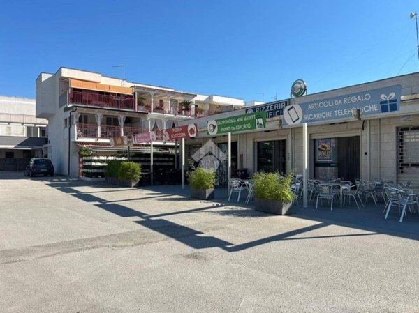 negozio in vendita a Manfredonia in zona Ippocampo