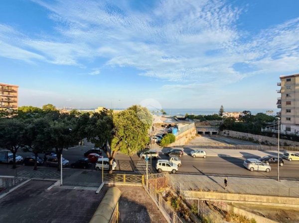 appartamento in vendita a Manfredonia in zona Centro Storico