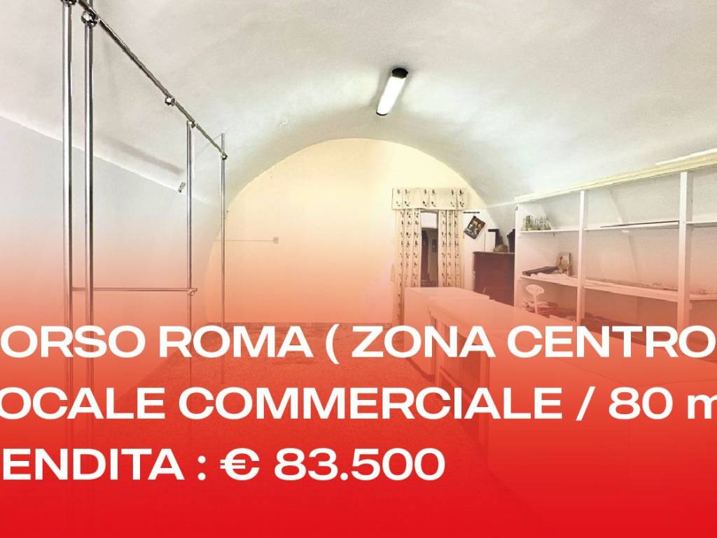 negozio in vendita a Manfredonia in zona Centro Storico