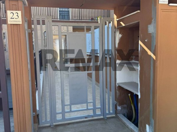casa indipendente in vendita a Manfredonia in zona Pastini