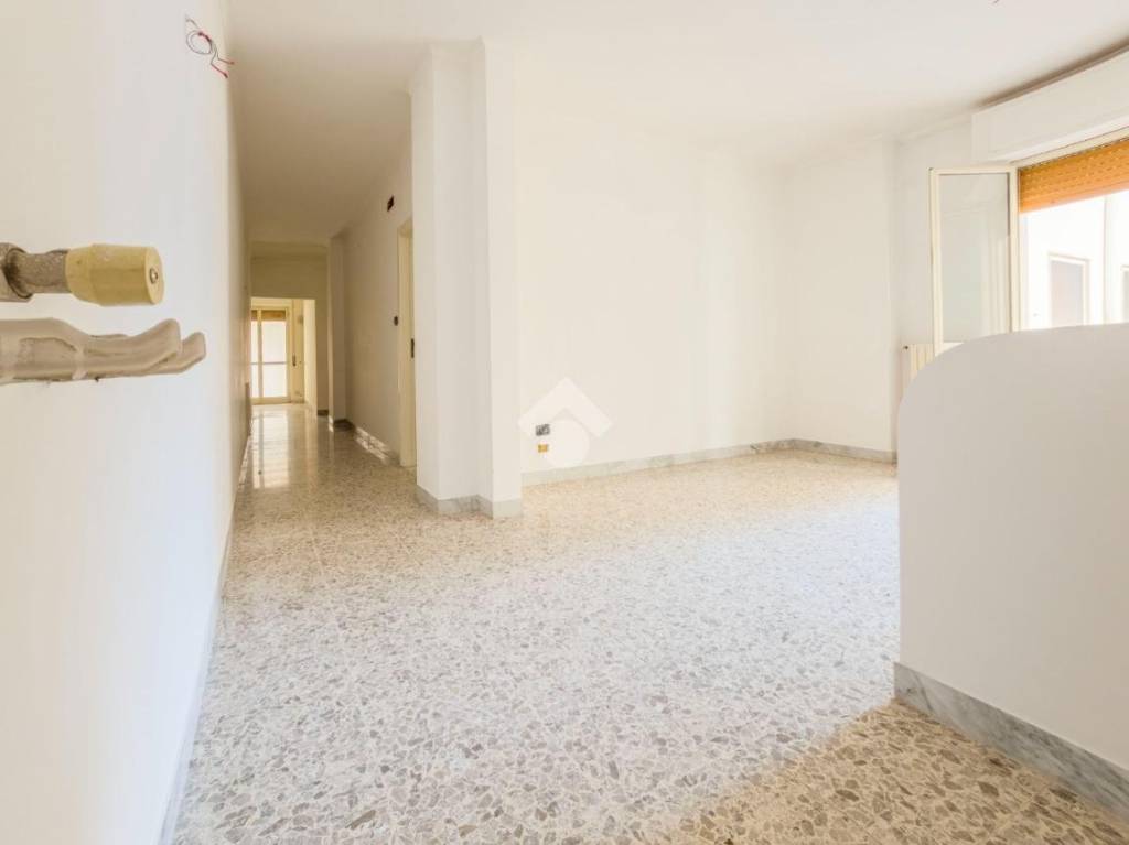 appartamento in vendita a Manfredonia in zona Centro Storico
