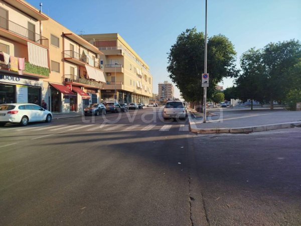 locale commerciale in vendita a Manfredonia in zona Pastini