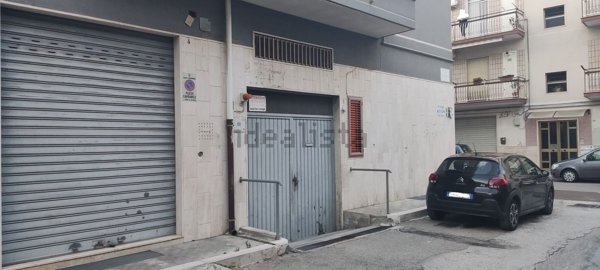box auto in vendita a Manfredonia in zona Pastini