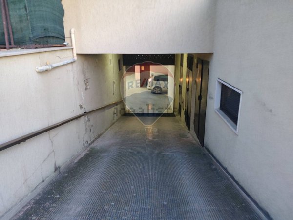 box auto in vendita a Manfredonia in zona Pastini