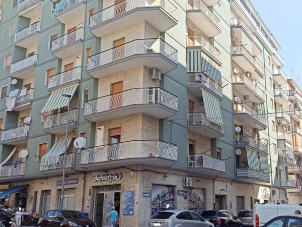 appartamento in vendita a Manfredonia in zona Centro Storico
