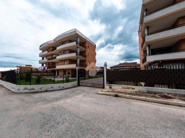 box auto in vendita a Manfredonia in zona Pastini