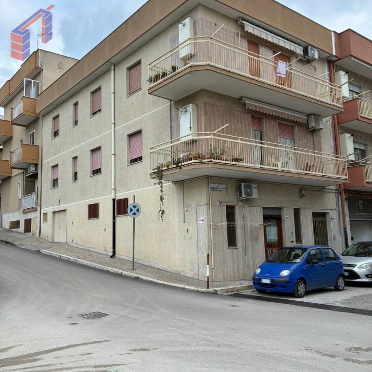 box auto in vendita a Manfredonia