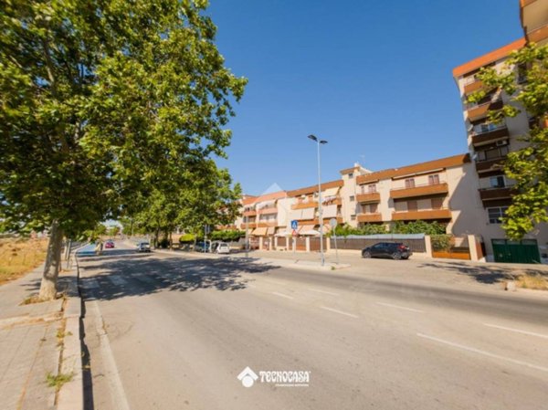 box auto in vendita a Manfredonia in zona Pastini