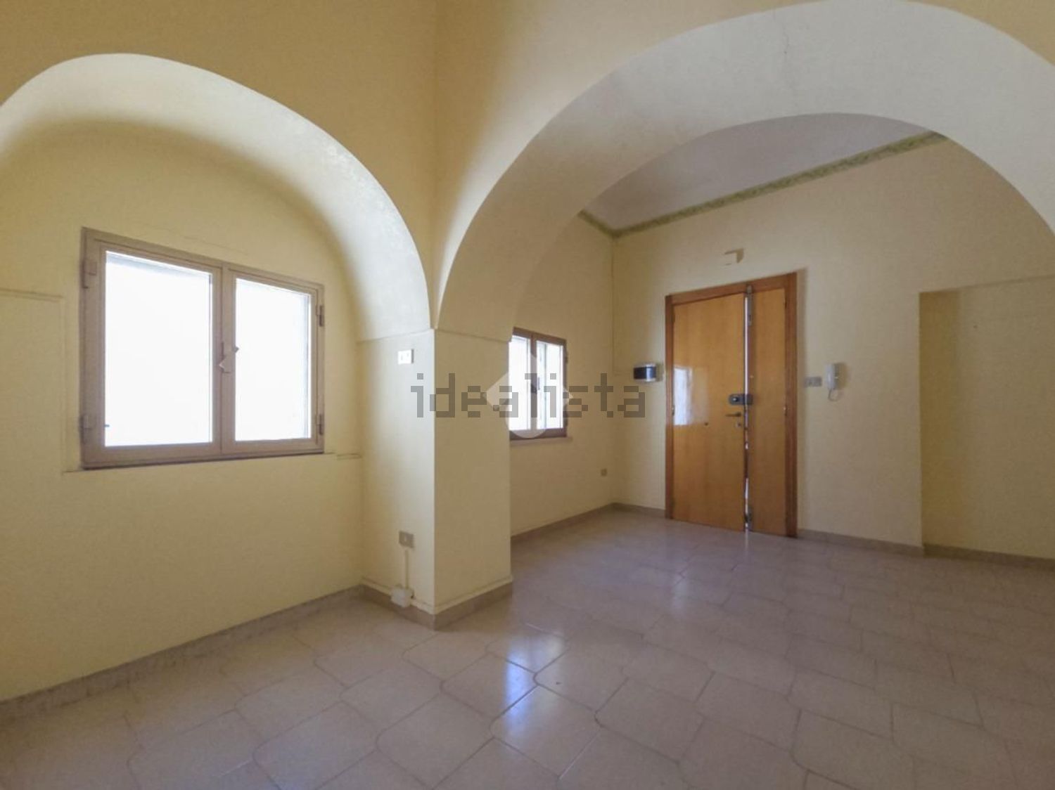 appartamento in vendita a Manfredonia in zona Centro Storico