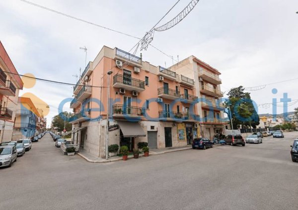 locale commerciale in vendita a Manfredonia