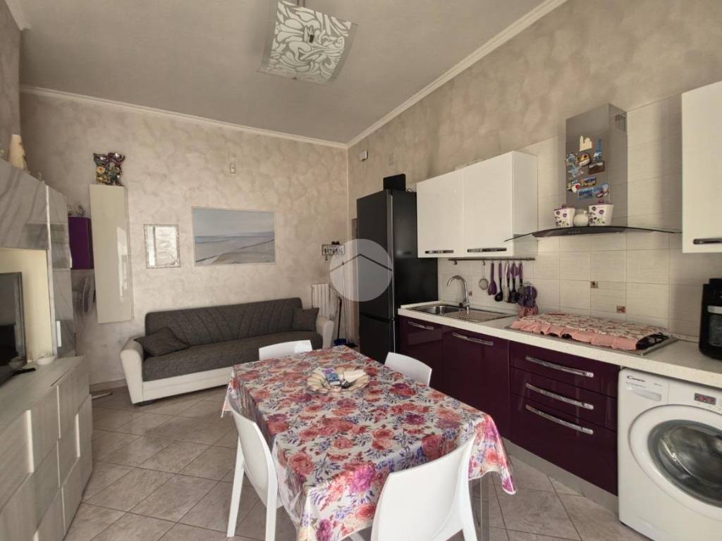 appartamento in vendita a Manfredonia in zona Centro Storico