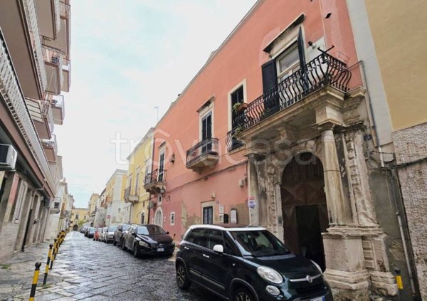 appartamento in vendita a Manfredonia in zona Centro Storico