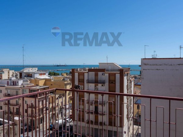 appartamento in vendita a Manfredonia in zona Centro Storico