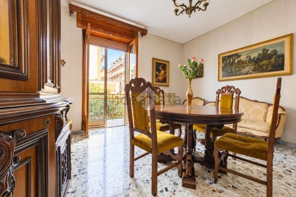 appartamento in vendita a Manfredonia in zona Centro Storico