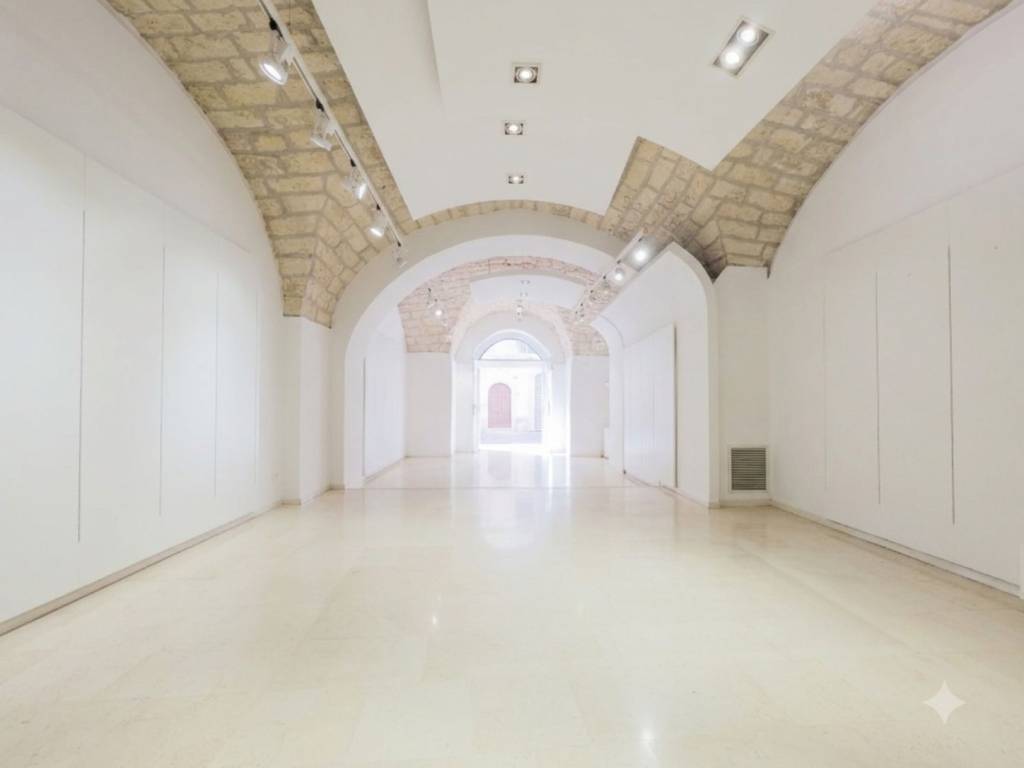 appartamento in vendita a Manfredonia in zona Centro Storico