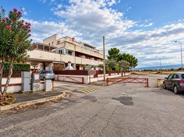 appartamento in vendita a Manfredonia in zona Centro Storico